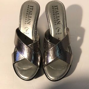 Italian Shoemakers sandal shoe, see photo some marks on insole.